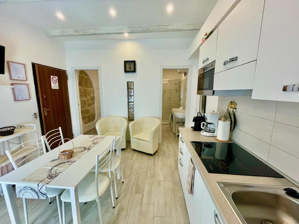 Protea House Apartment Alghero Bagian luar foto