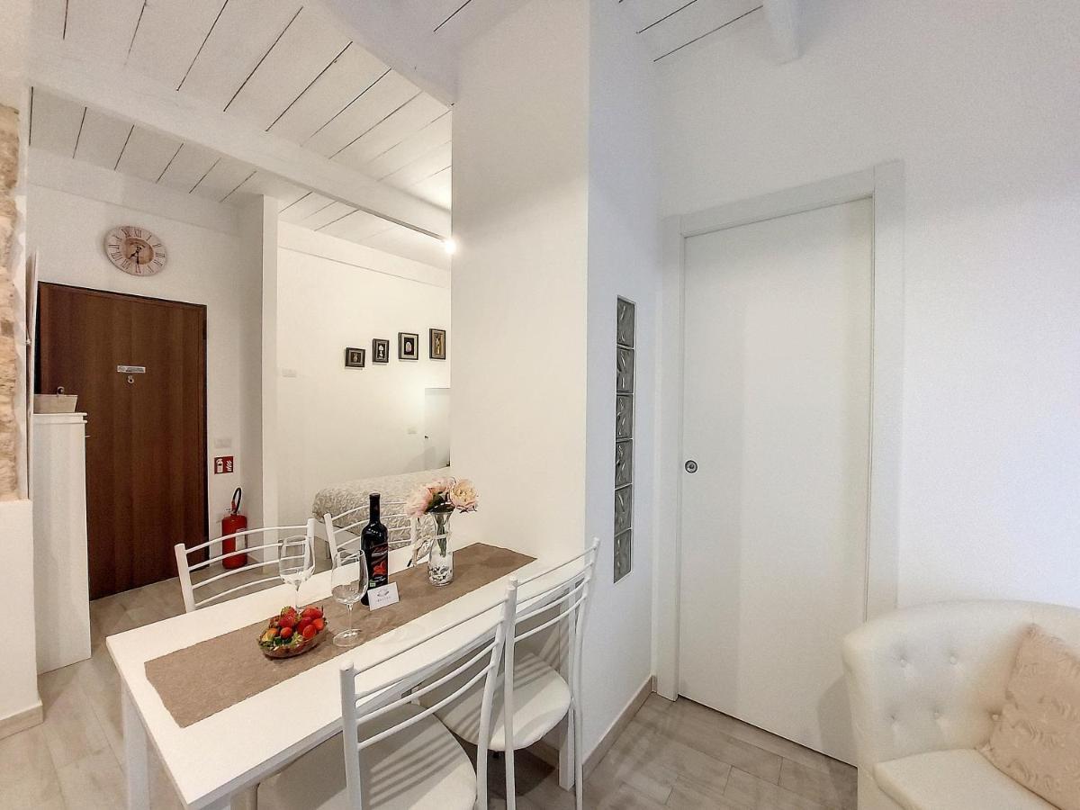 Protea House Apartment Alghero Bagian luar foto
